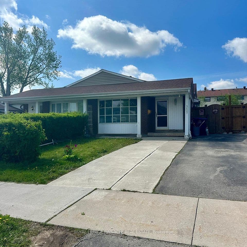 3427 Martins Pine Crescent, Mississauga, ON L5L 1G3 – main photo