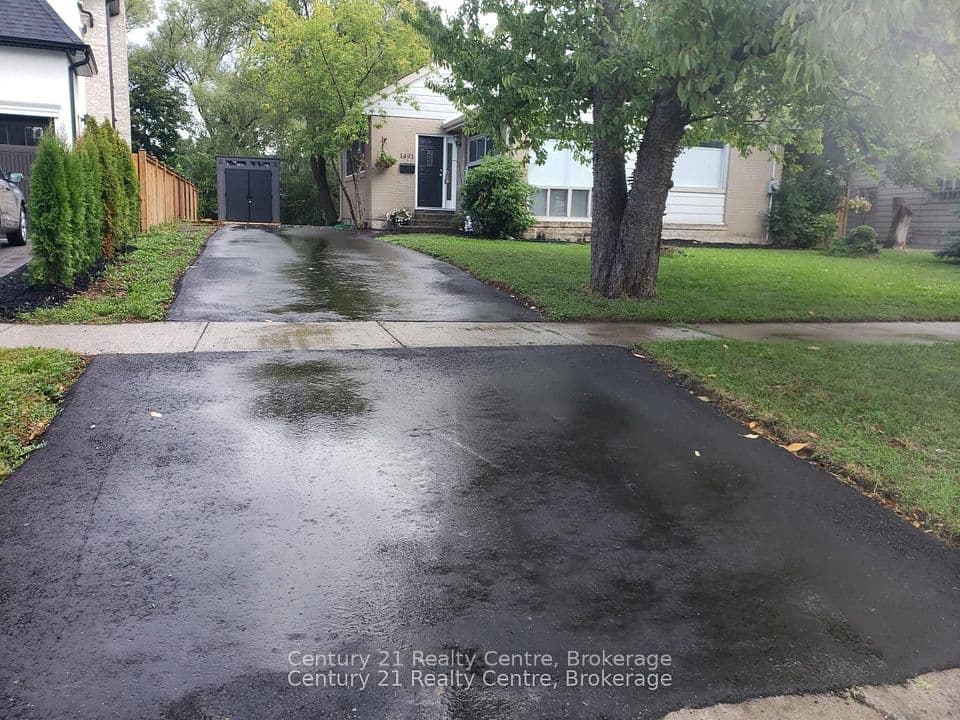 1491 Pembroke Drive, Oakville, ON L6H 1V6 – main photo