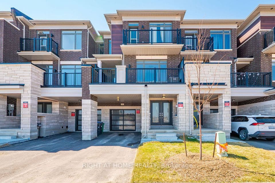 24 Monreau Drive, Brampton, ON L7A 5M1 – main photo