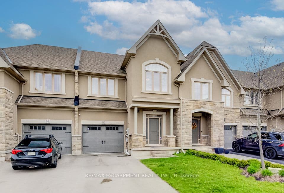 3352 Stalybridge Drive, Oakville, ON L6M 1N9 – photo 3