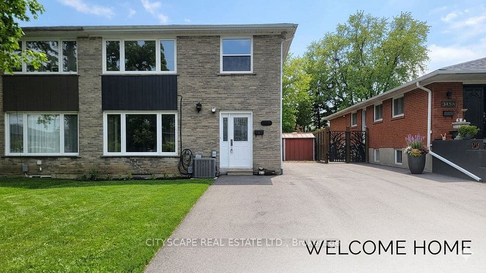 3450 Ellengale Drive, Mississauga, ON L5C 1Z7 – main photo