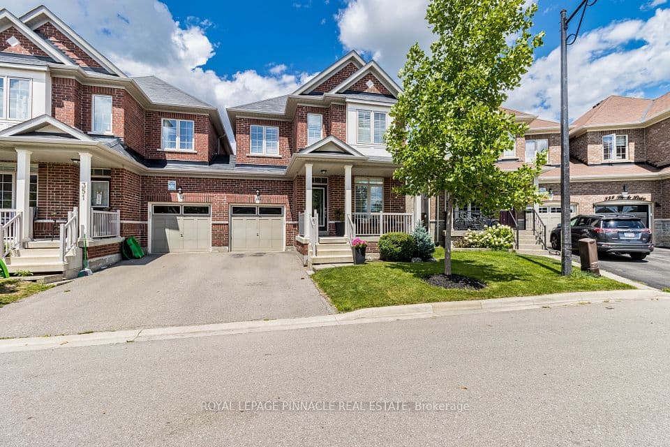 353 Hincks Drive, Milton, ON L9T 8T9 – photo 2