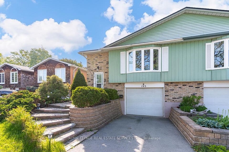 195 Cullum Court, Burlington, ON L7T 4A9 – main photo