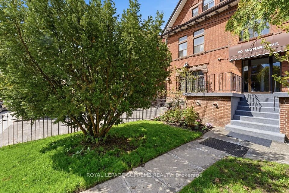 20 Maynard Avenue, Toronto, ON M6K 2Z9 – photo 3