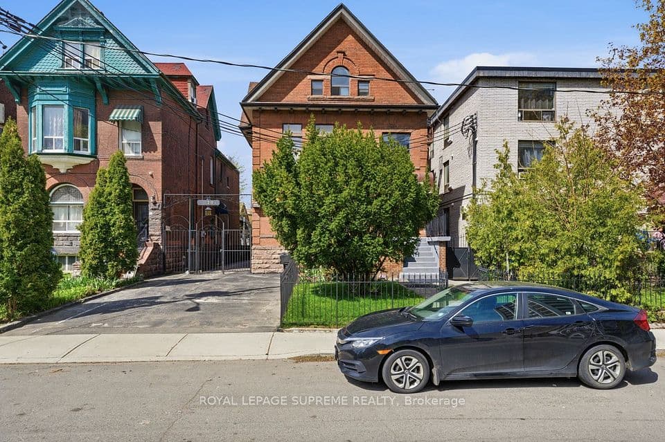 20 Maynard Avenue, Toronto, ON M6K 2Z9 – photo 2