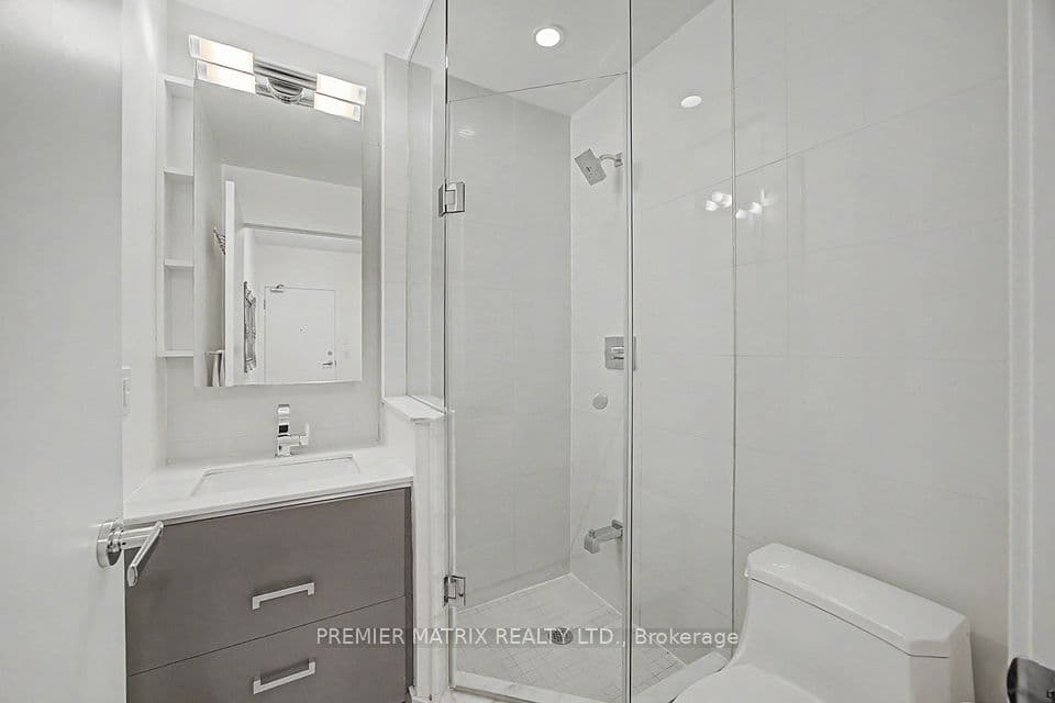 1830 Bloor Street W 930, Toronto, ON M6P 3K6 – photo 3