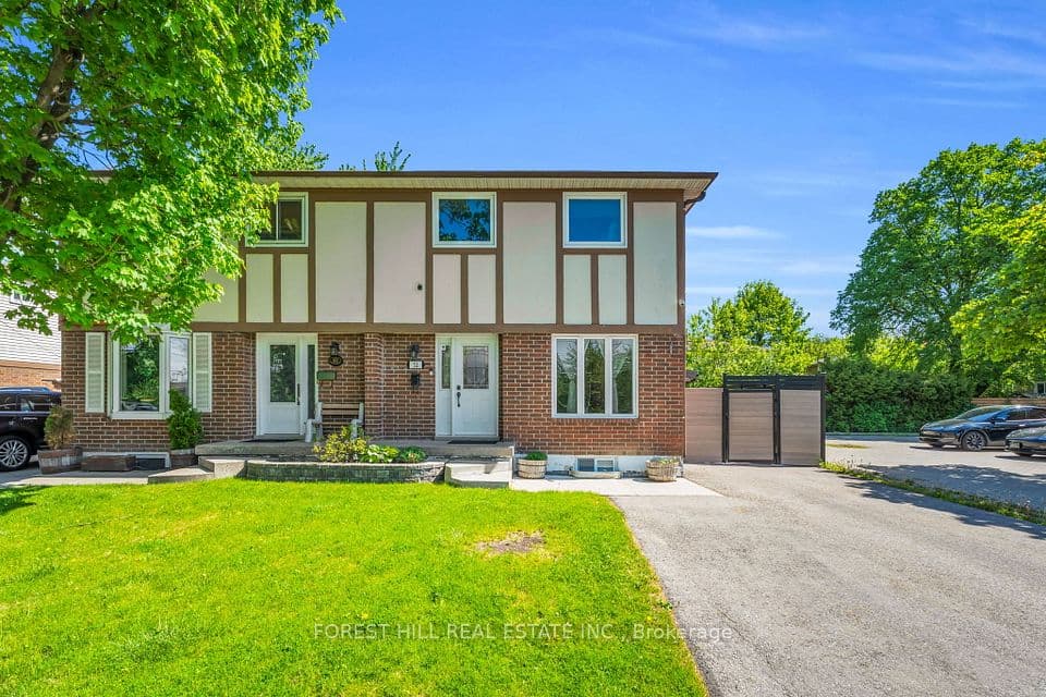 52 Mcmurchy Avenue S, Brampton, ON L6Y 1Y4 – main photo