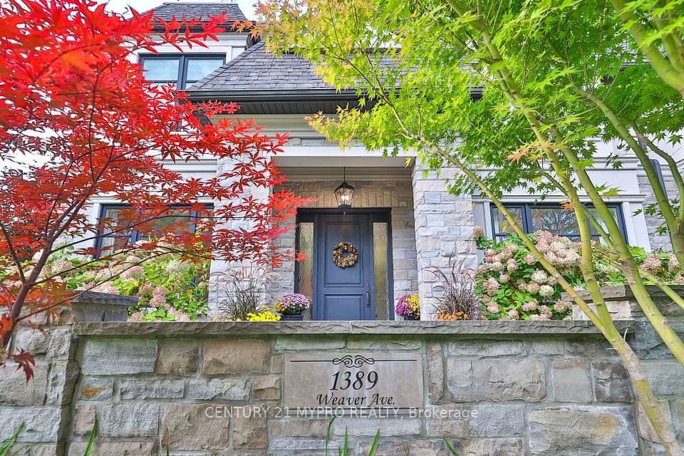 1389 Weaver Avenue, Oakville, ON L6J 2L6 – main photo