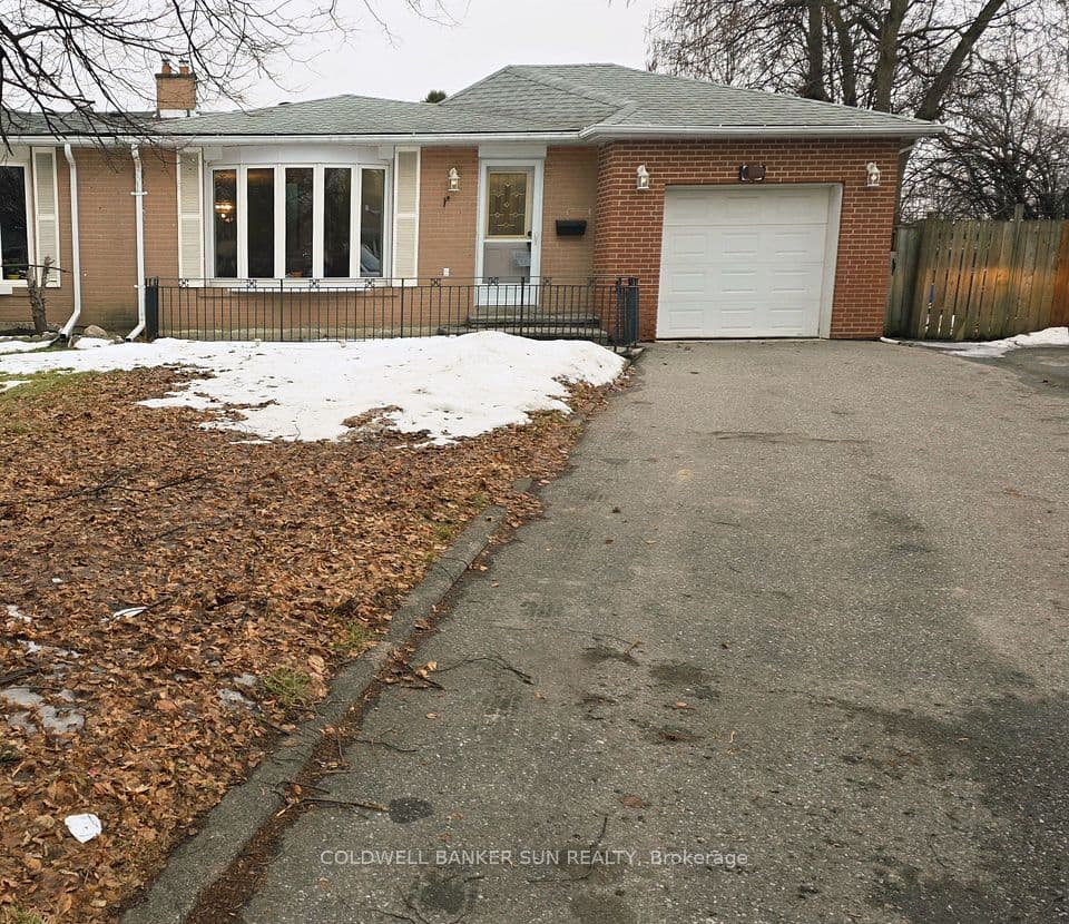 23 Brookdale Crescent, Brampton, ON L6T 1M8 – main photo