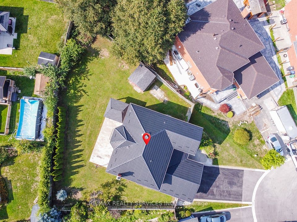 10 St Mark Place, Brampton, ON L6X 3W5 – photo 3