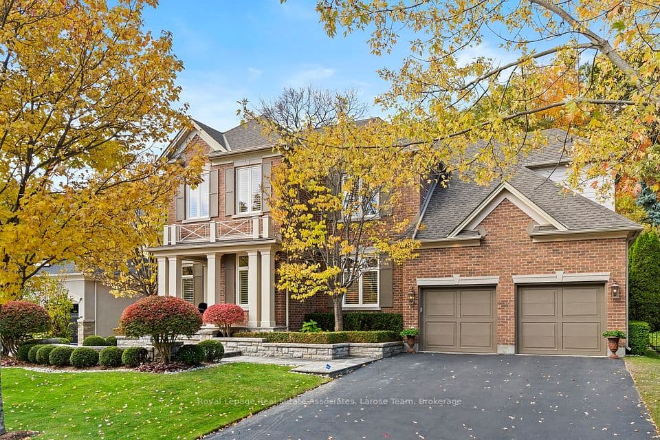 562 Gladwyne Court, Mississauga, ON L5H 4L4 – main photo