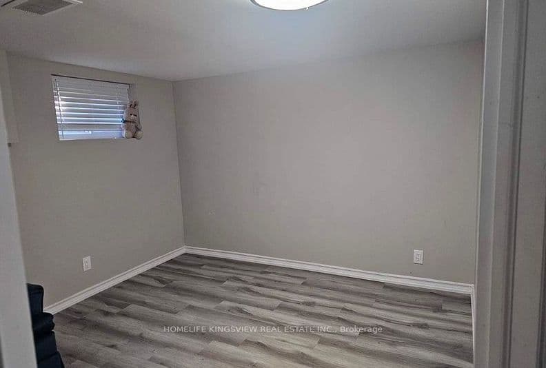 14 Kirby Road, Toronto, ON M3L 1B6 – photo 3