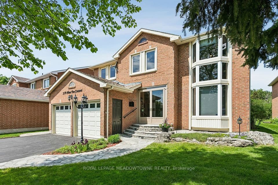 3170 Plum Tree Crescent, Mississauga, ON L5N 4X3 – main photo