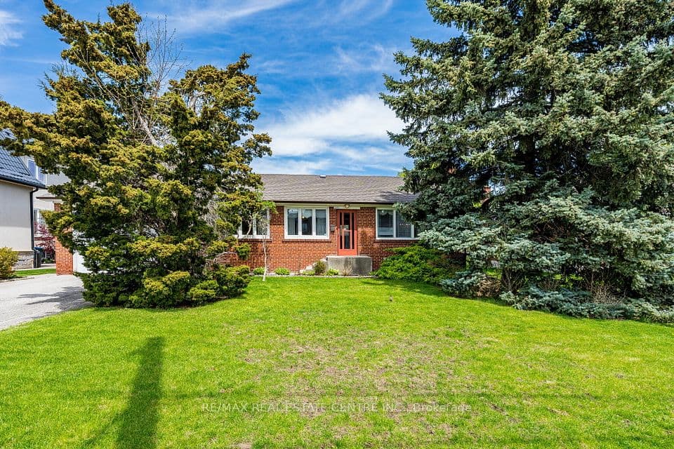 2591 Whaley Drive, Mississauga, ON L5B 1X1 – main photo