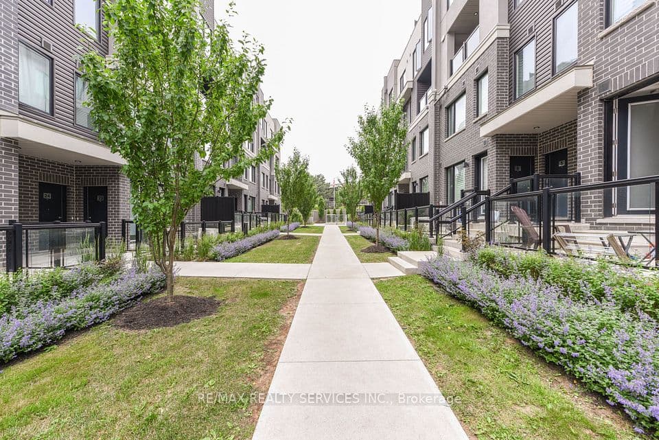 3476 Widdicombe Way 8, Mississauga, ON L5L 0B8 – photo 2