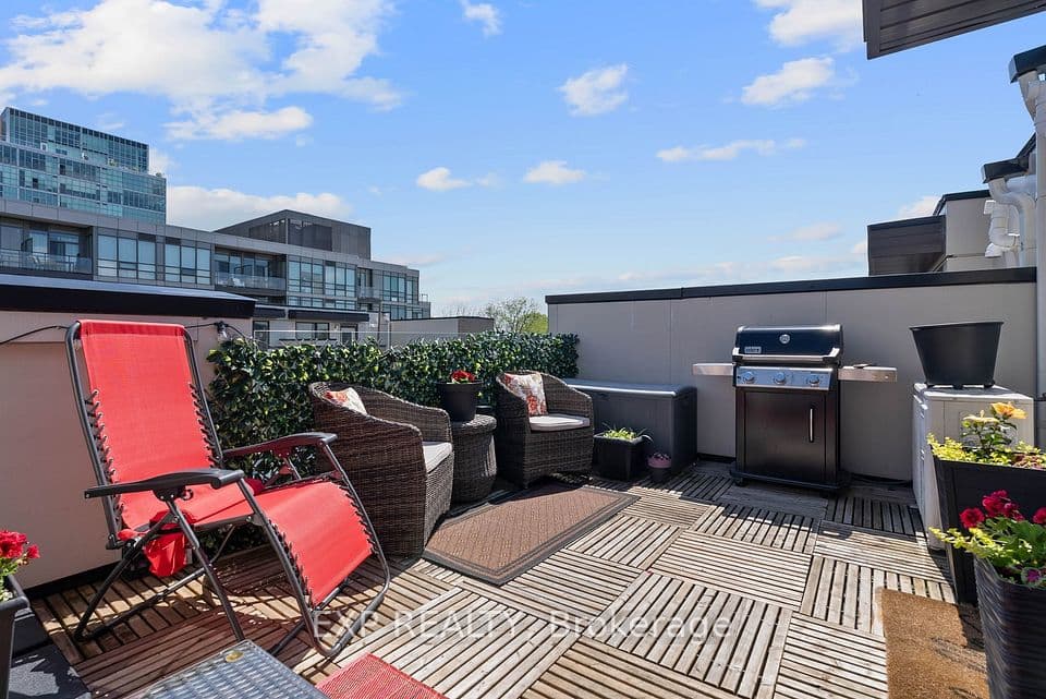 30 Fieldway Road 89, Toronto, ON M8Z 0E3 – photo 3