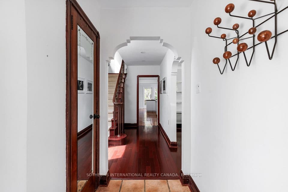 90 Kingsway Crescent, Toronto, ON M8X 2R9 – photo 3