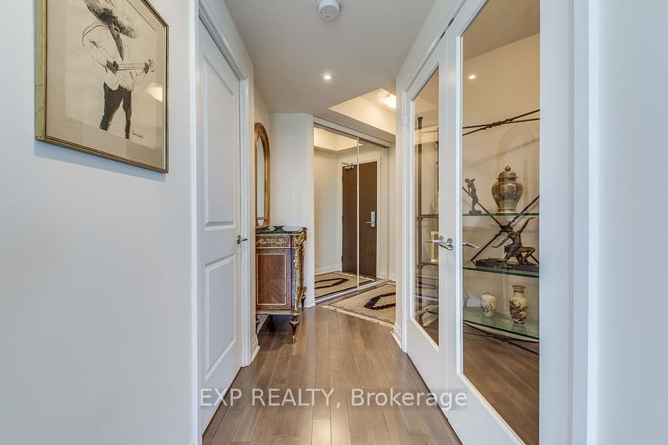 1055 Southdown Road 905, Mississauga, ON L5J 0A3 – photo 3
