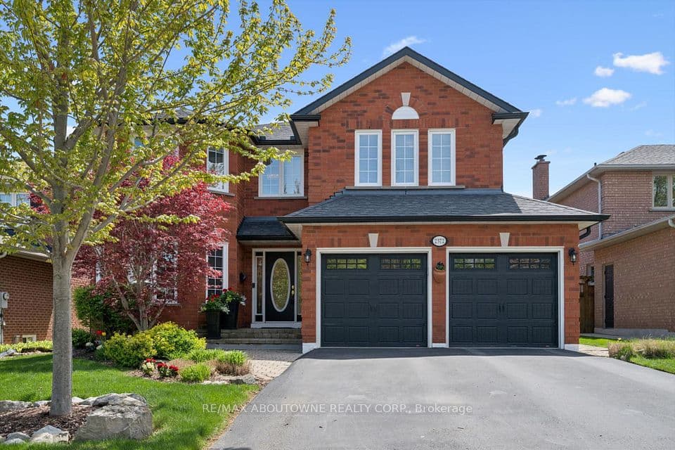 2372 Saugeen Road, Oakville, ON L6H 5X9 – main photo