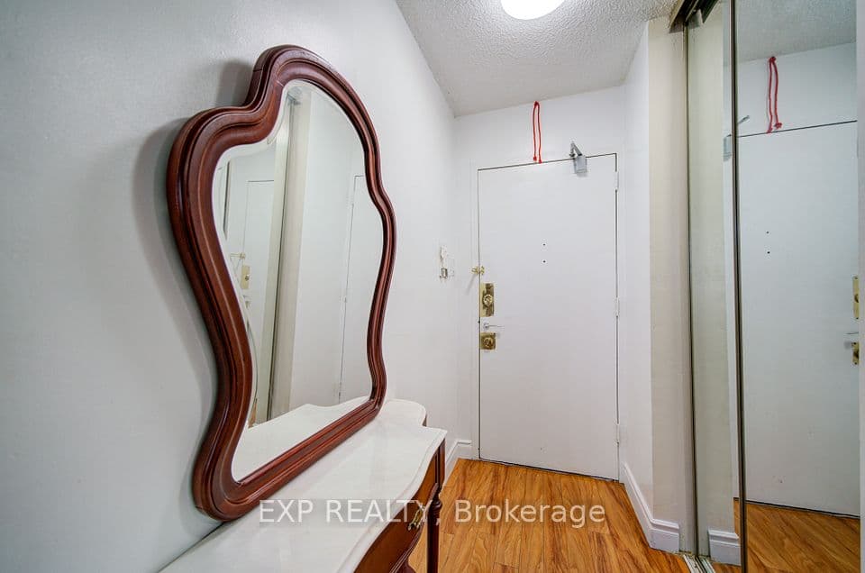 50 Lotherton Pathway 402, Toronto, ON M6B 2G8 – photo 3