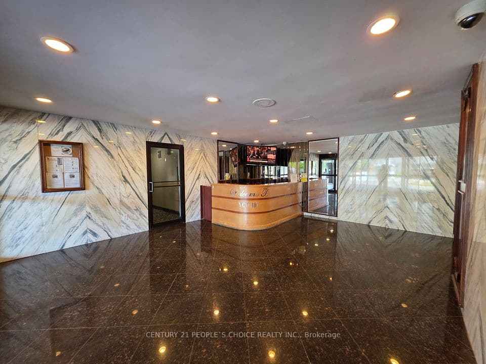 3390 Weston Road 301, Toronto, ON M9M 2X3 – photo 3