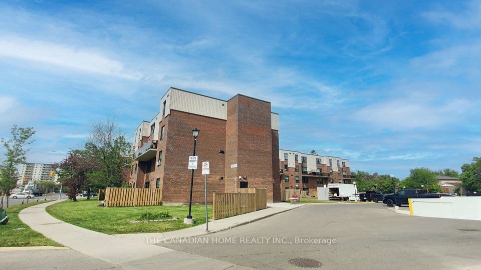 1055 A Forestwood Drive 115, Mississauga, ON L5C 2T8 – photo 2