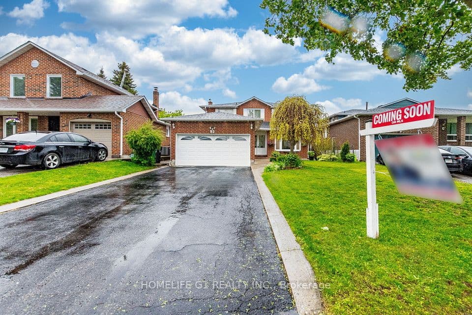 92 Reynier Drive, Brampton, ON L6Z 1M1 – main photo