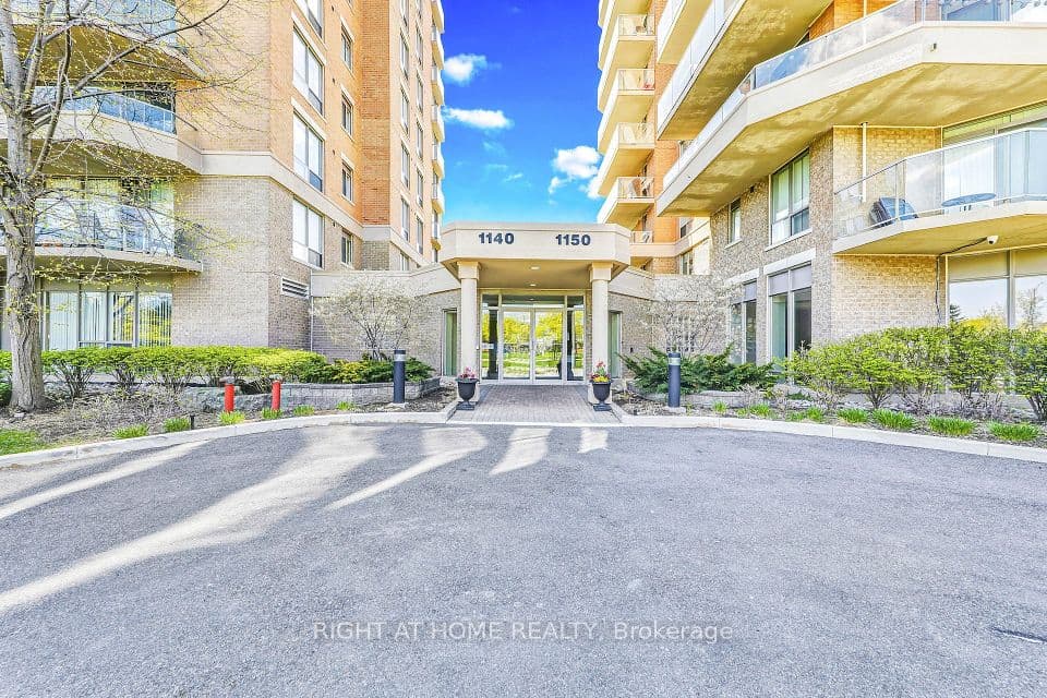 1140 Parkwest Place 502, Mississauga, ON L5E 3K9 – photo 2