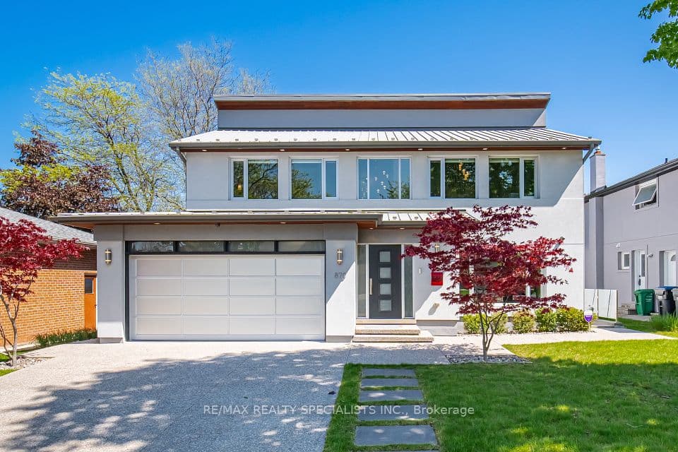 870 Hollowtree Crescent, Mississauga, ON L4Y 2V2 – main photo