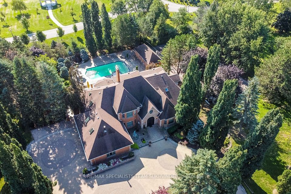 12 Edgeforest Drive, Brampton, ON L6P 0E1 – main photo