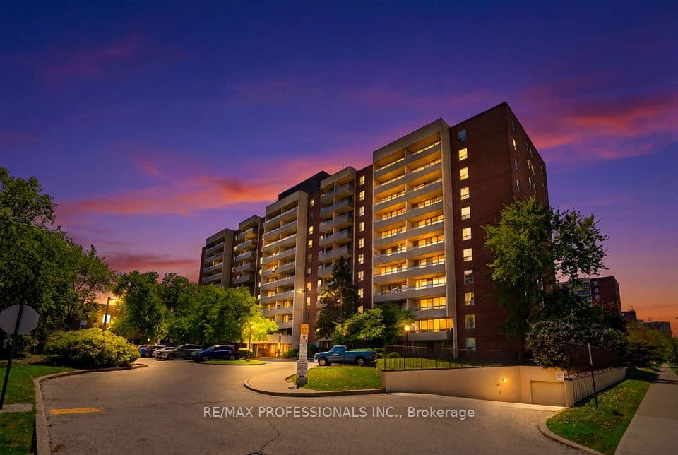 19 Four Winds Drive 204, Toronto, ON M3J 2S9 – photo 2