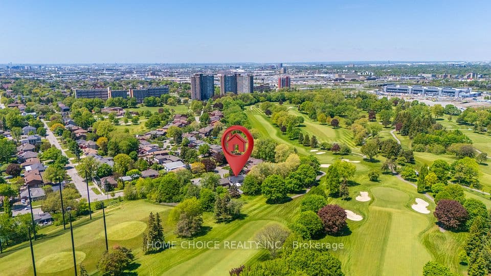 43 Golfwood Heights E, Toronto, ON M9P 3L8 – main photo