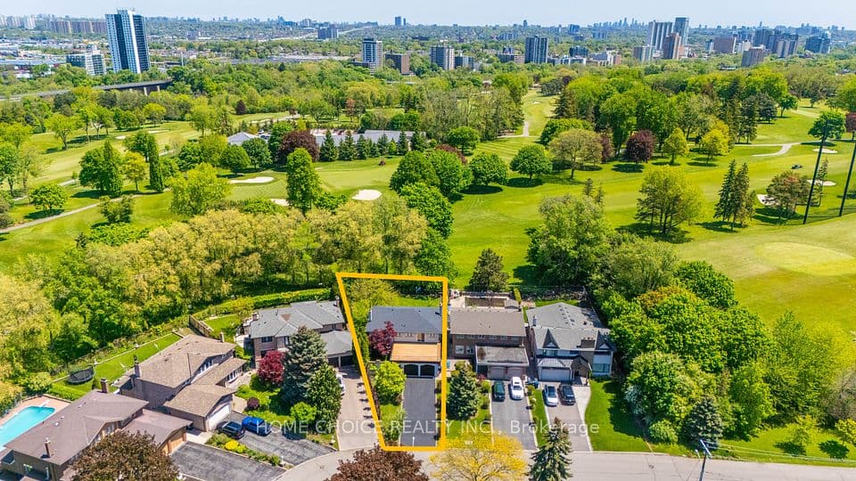 43 Golfwood Heights E, Toronto, ON M9P 3L8 – photo 2