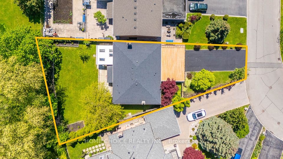 43 Golfwood Heights E, Toronto, ON M9P 3L8 – photo 3