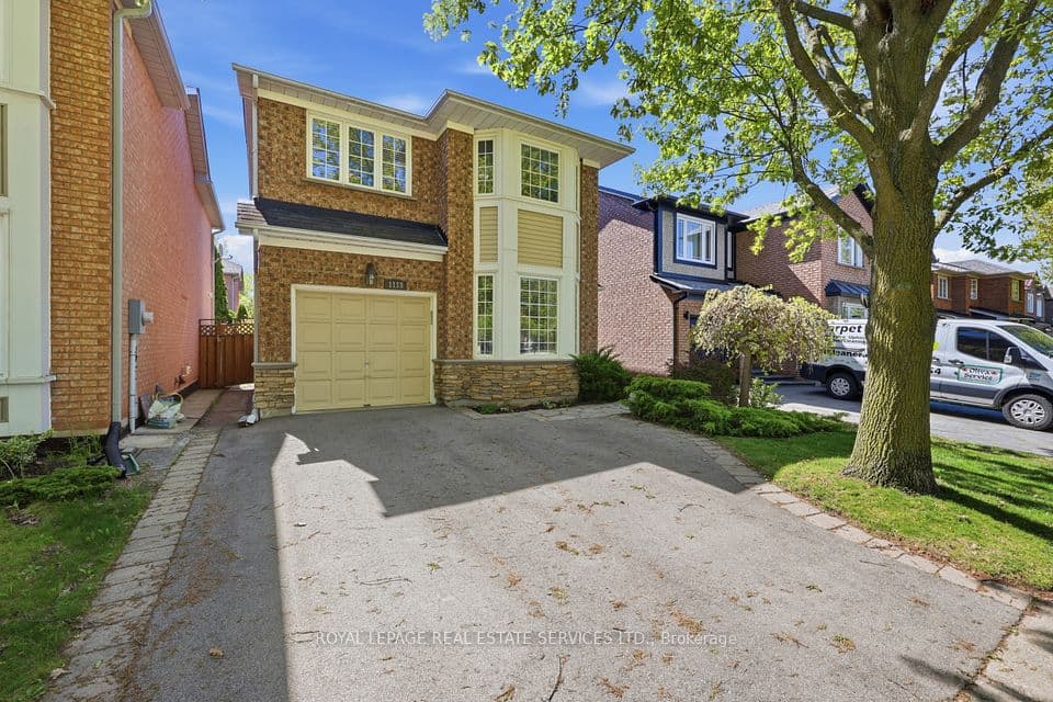 1118 Glen Valley Road, Oakville, ON L6M 3K8 – photo 2