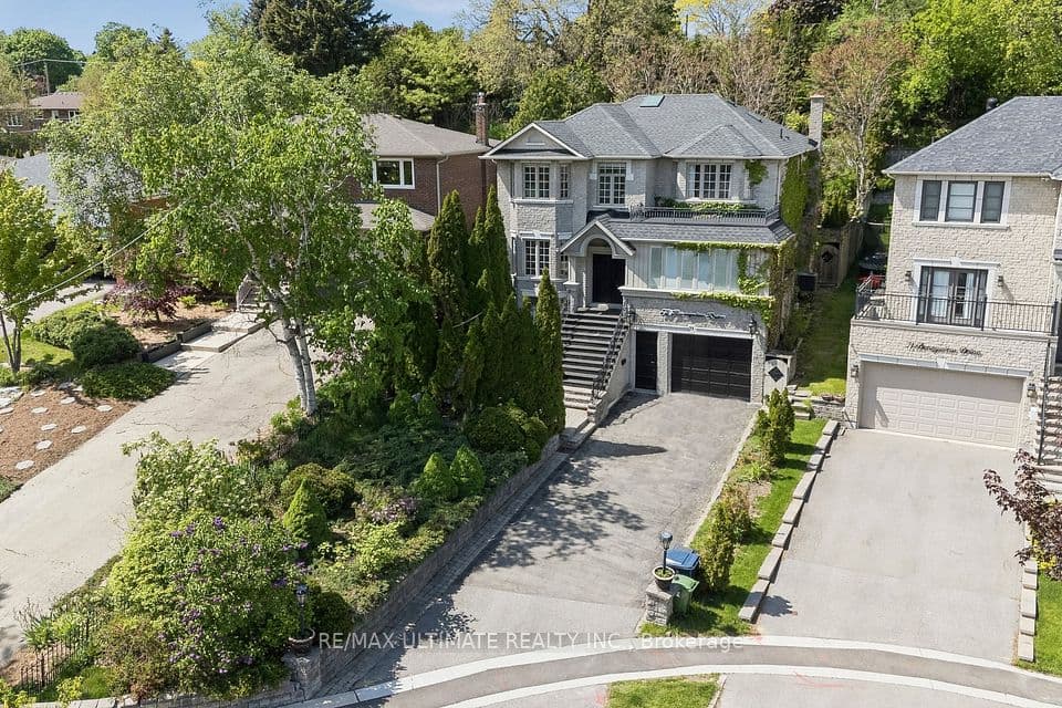 73 Bonnyview Drive, Toronto, ON M8Y 3G7 – main photo