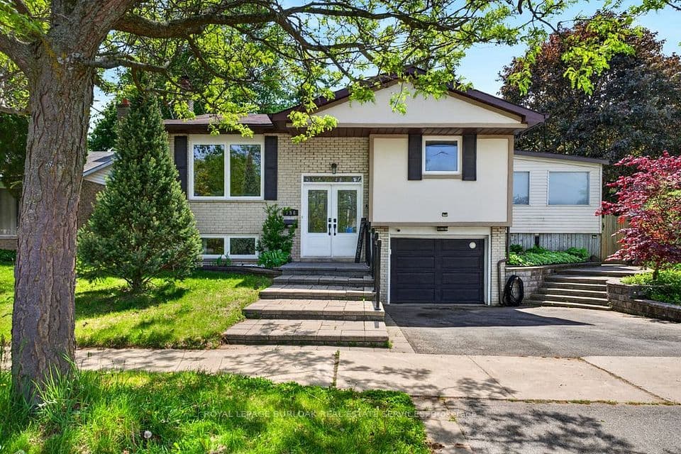 758 Francis Road, Burlington, ON L7T 4A3 – main photo