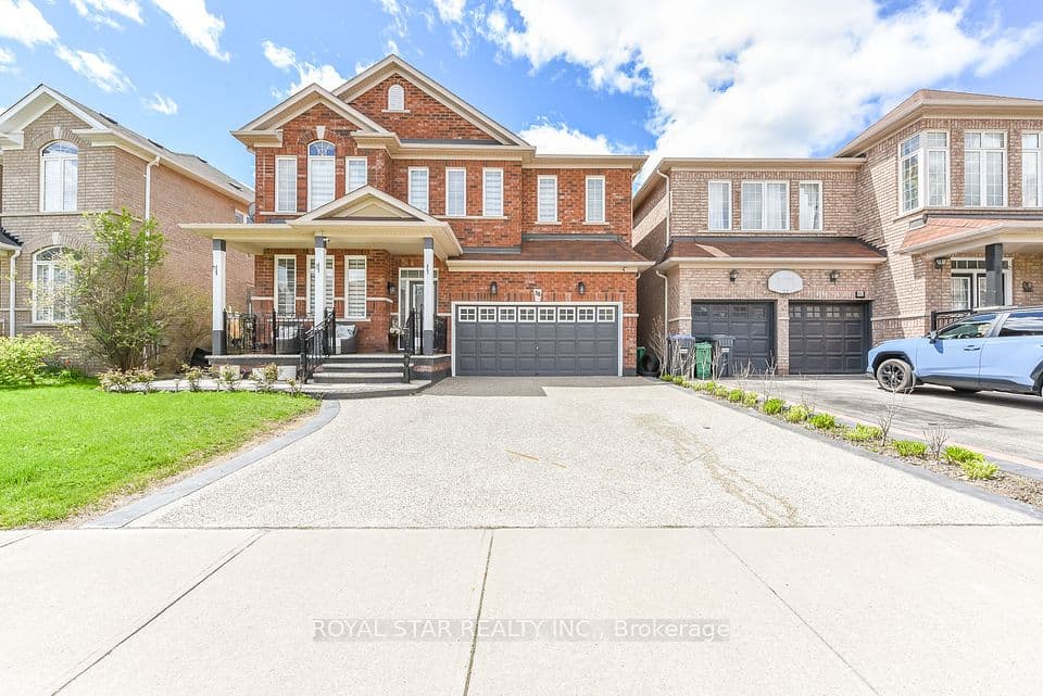 38 Robitaille Drive, Brampton, ON L6R 0H6 – photo 2