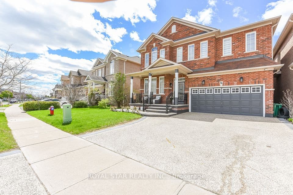 38 Robitaille Drive, Brampton, ON L6R 0H6 – main photo