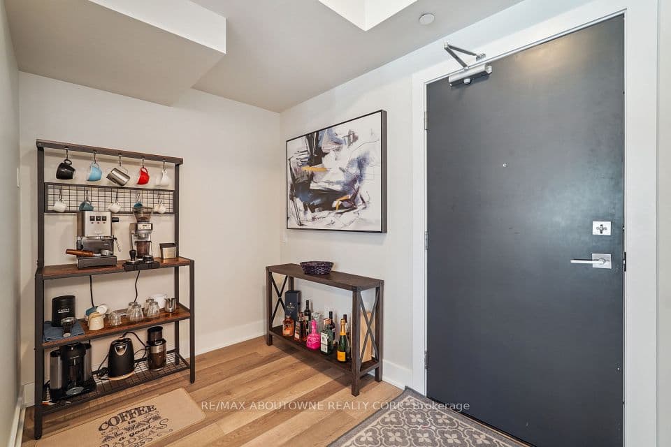 5260 Dundas Street C204, Burlington, ON L7L 0J7 – photo 2