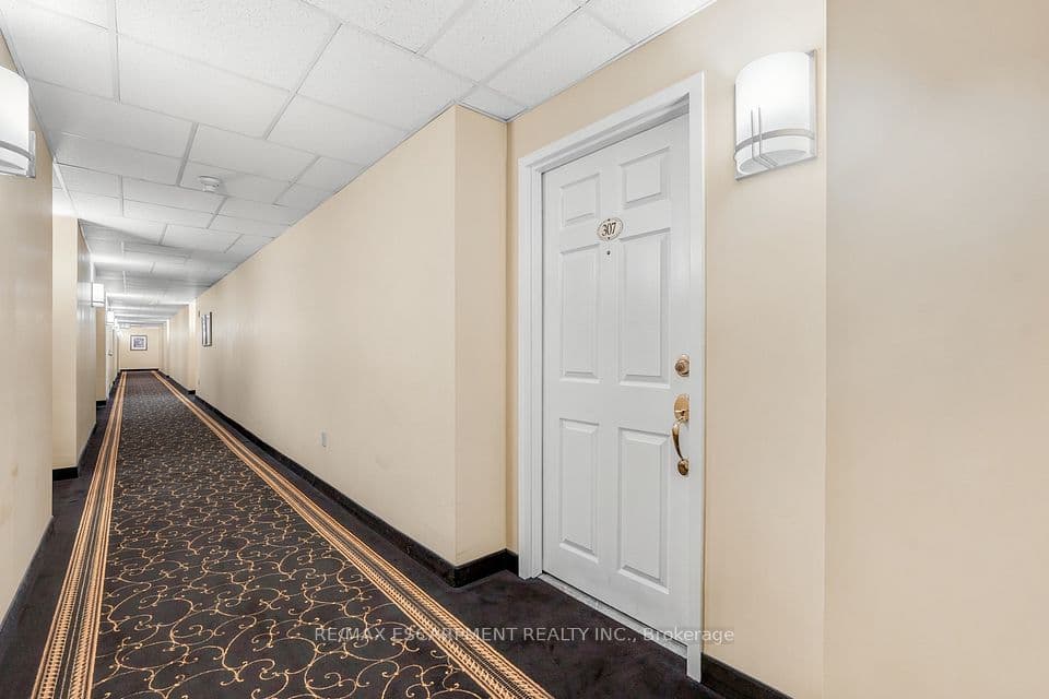 216 Plains Road W A307, Burlington, ON L7T 4M3 – photo 3