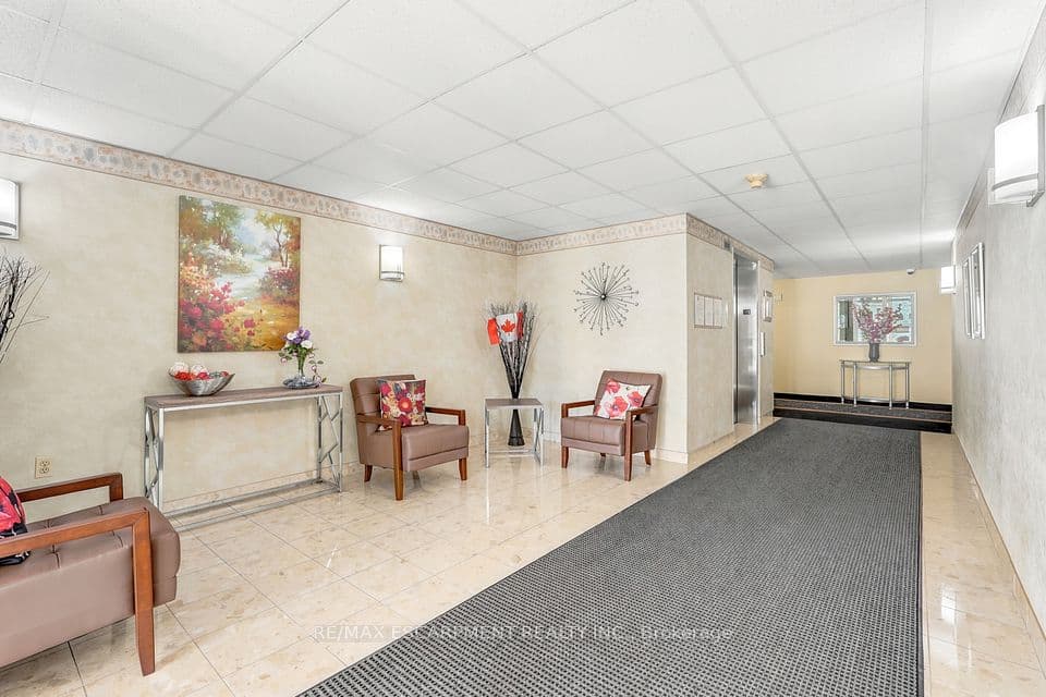 216 Plains Road W A307, Burlington, ON L7T 4M3 – photo 2