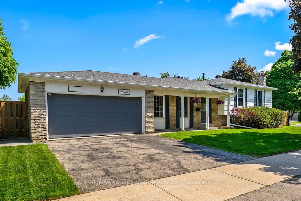 3268 MAINSAIL Crescent, Mississauga, ON L5L 1H2 – main photo