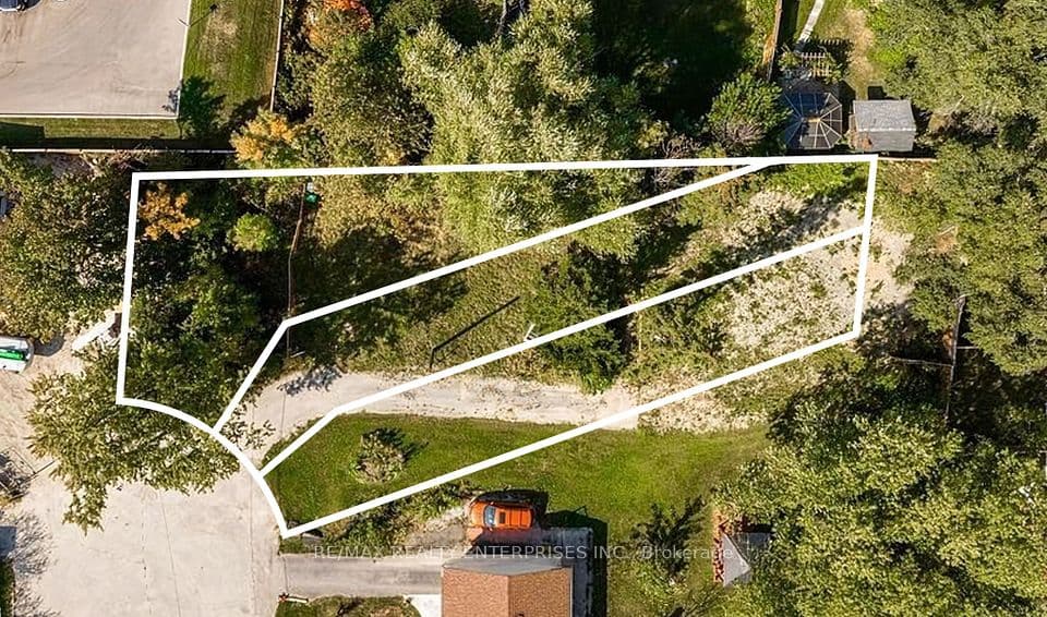 1079 Roosevelt Road, Mississauga, ON L5G 3Y6 – photo 3