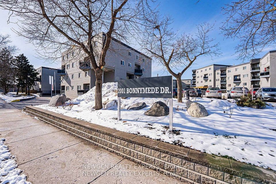 2001 Bonnymede Drive 88, Mississauga, ON L5J 4H8 – main photo