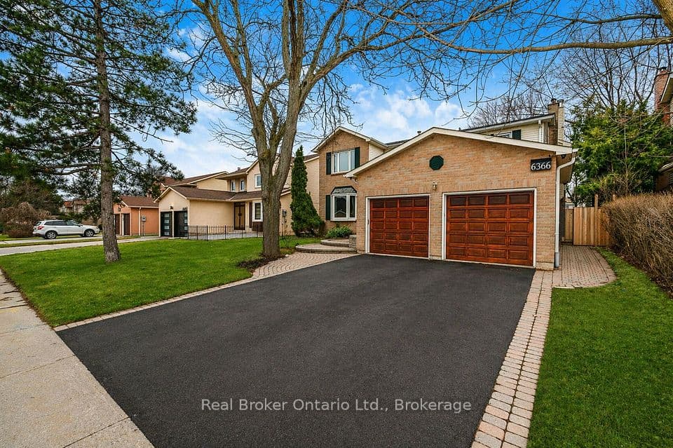 6366 Miller's Grove, Mississauga, ON L5N 3M7 – main photo