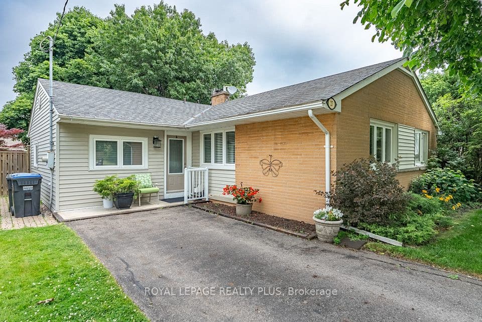 27 Sora Drive, Mississauga, ON L5M 1B3 – main photo