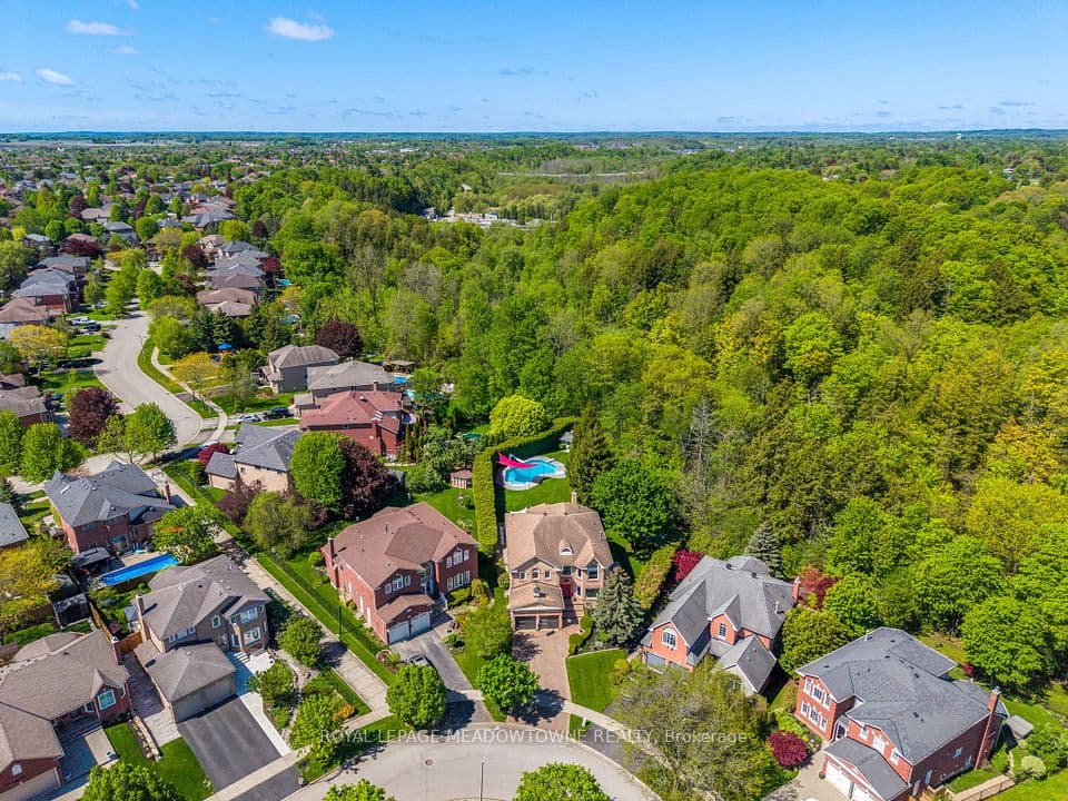 25 Gollop Crescent, Halton Hills, ON L7G 5P1 – photo 3