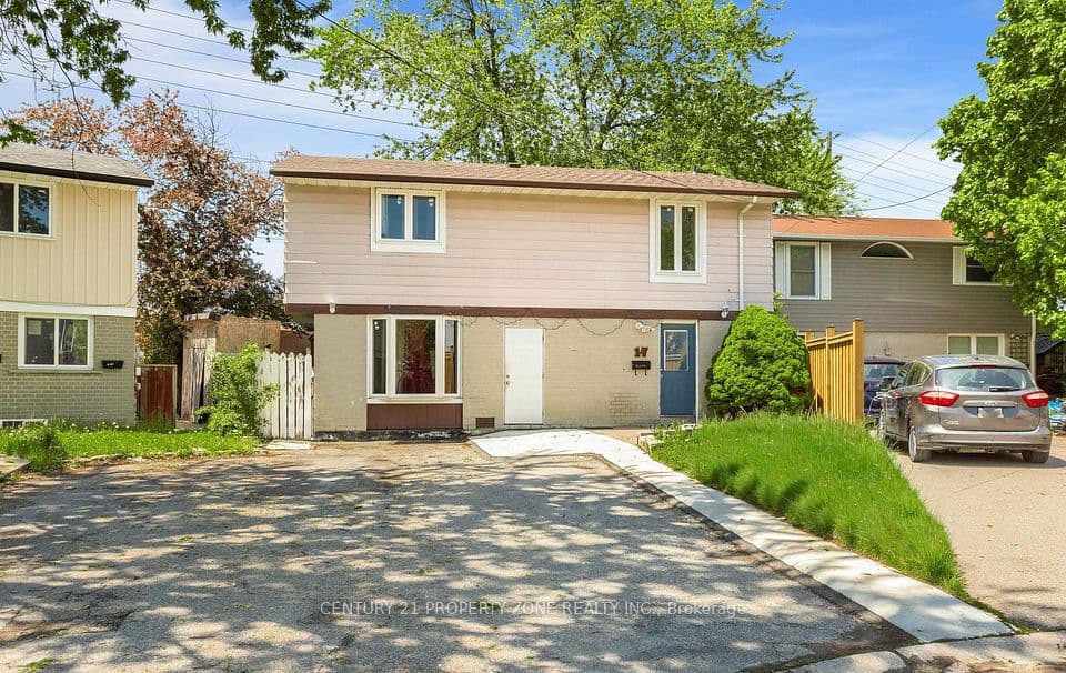 17 Hillbank Trail, Brampton, ON L6S 1P6 – photo 3