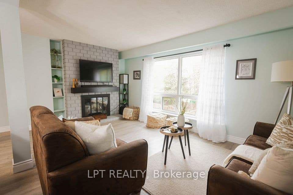 318 Laurier Avenue 3, Milton, ON L9T 3M9 – photo 3